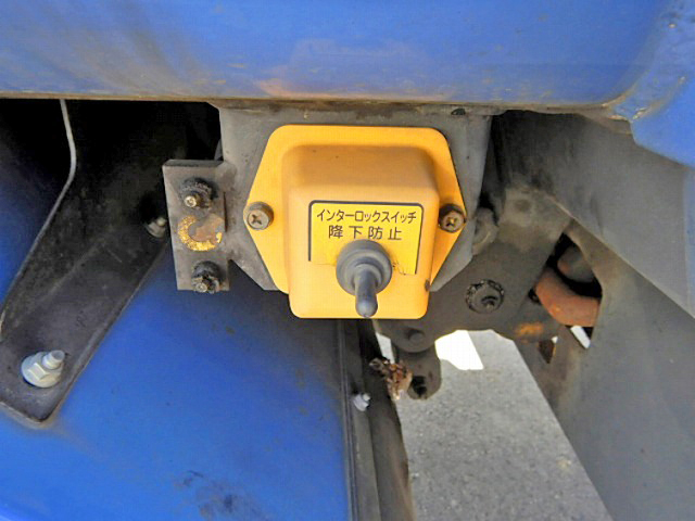 日野デュトロパッカー車（塵芥車）小型（2t・3t）[写真11]