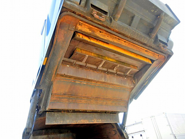 日野デュトロパッカー車（塵芥車）小型（2t・3t）[写真12]