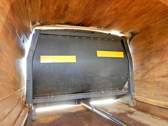 日野デュトロパッカー車（塵芥車）小型（2t・3t）[写真13]