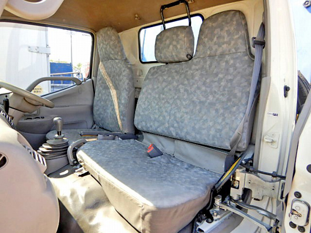 日野デュトロパッカー車（塵芥車）小型（2t・3t）[写真20]