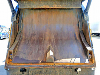 日野デュトロパッカー車（塵芥車）小型（2t・3t）[写真08]