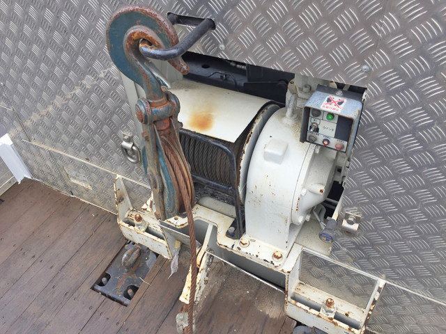 三菱ふそうスーパーグレートセルフローダー大型（10t）[写真13]