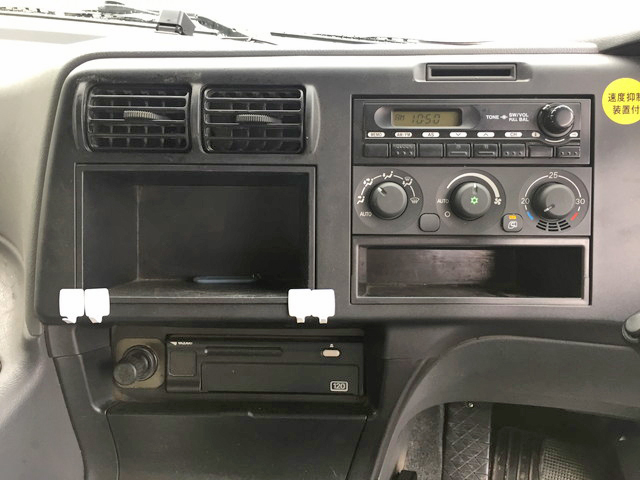 三菱ふそうスーパーグレートセルフローダー大型（10t）[写真35]