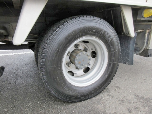 トヨタダイナアルミバン小型（2t・3t）[写真22]