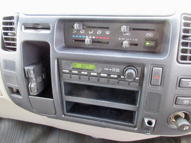 トヨタダイナアルミバン小型（2t・3t）[写真30]