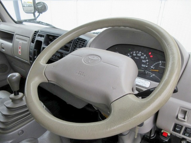 トヨタダイナアルミバン小型（2t・3t）[写真31]