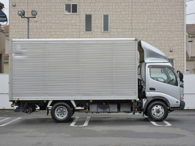トヨタダイナアルミバン小型（2t・3t）[写真07]