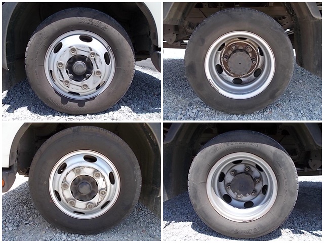 トヨタダイナ平ボディ小型（2t・3t）[写真33]