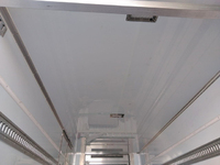 三菱ふそうファイター冷凍車（冷蔵車）中型（4t）[写真13]