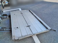 三菱ふそうファイター冷凍車（冷蔵車）中型（4t）[写真16]