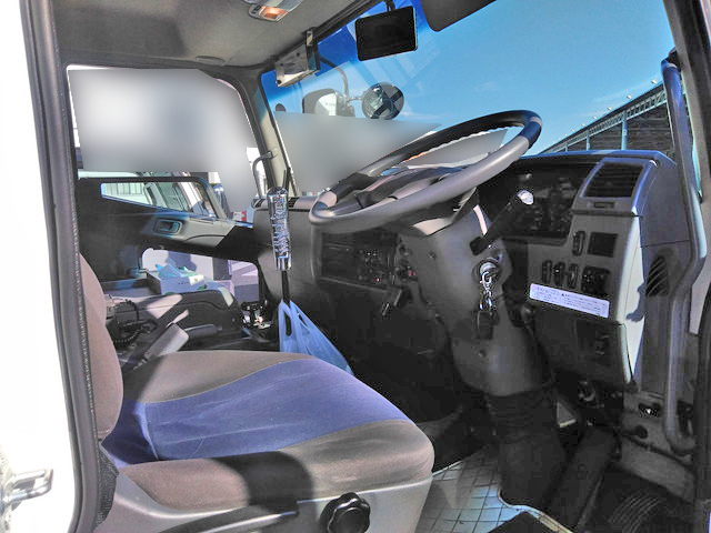 三菱ふそうファイター冷凍車（冷蔵車）中型（4t）[写真25]