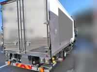 三菱ふそうファイター冷凍車（冷蔵車）中型（4t）[写真02]