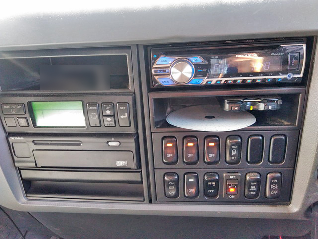 三菱ふそうファイター冷凍車（冷蔵車）中型（4t）[写真32]