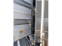 三菱ふそうファイター冷凍車（冷蔵車）中型（4t）[写真05]