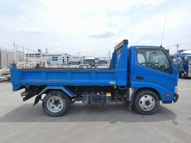 トヨタダイナローダーダンプ小型（2t・3t）[写真06]