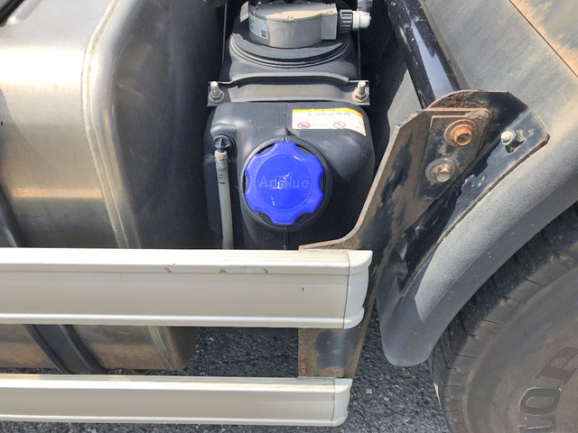 日野プロフィアトレーラーヘッド（トラクターヘッド）大型（10t）[写真19]