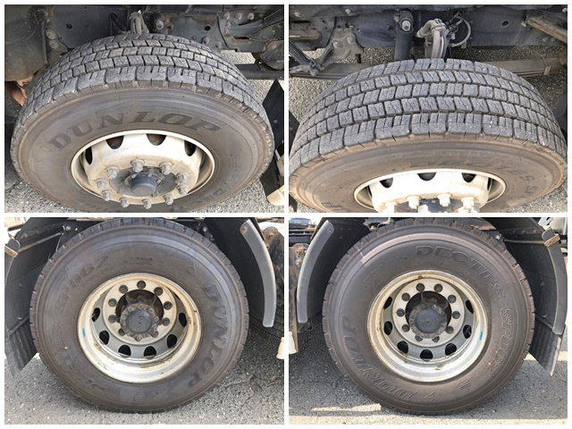 日野プロフィアトレーラーヘッド（トラクターヘッド）大型（10t）[写真21]