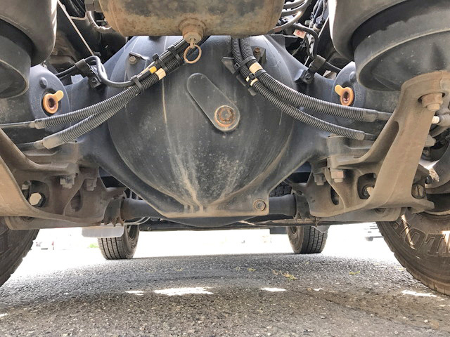 日野プロフィアトレーラーヘッド（トラクターヘッド）大型（10t）[写真24]