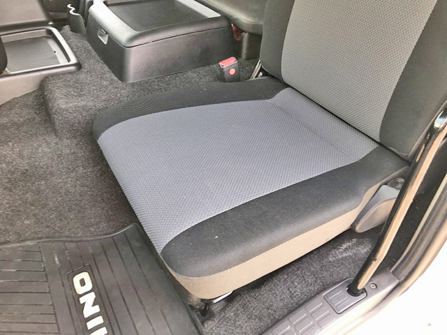 日野プロフィアトレーラーヘッド（トラクターヘッド）大型（10t）[写真31]