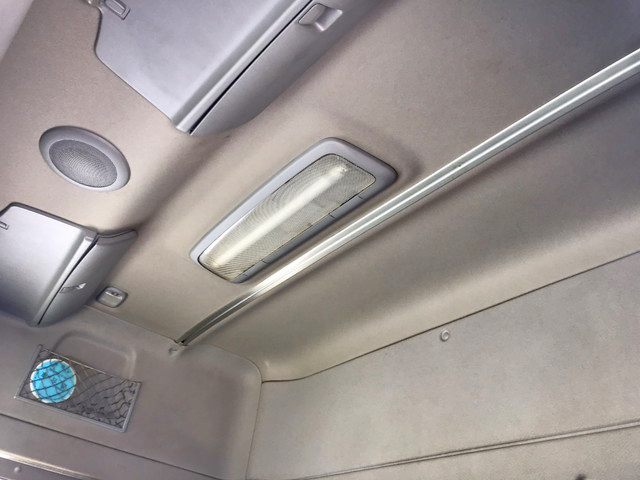 日野プロフィアトレーラーヘッド（トラクターヘッド）大型（10t）[写真32]