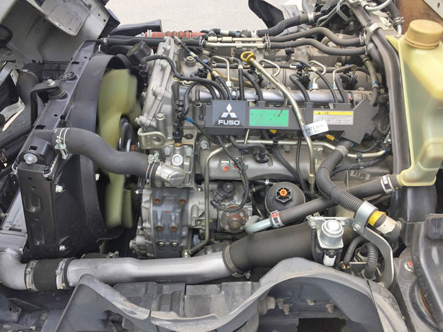 三菱ふそうキャンター平ボディ小型（2t・3t）[写真22]