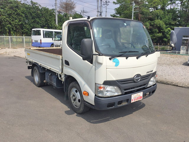 日野デュトロ平ボディ小型（2t・3t）[写真03]
