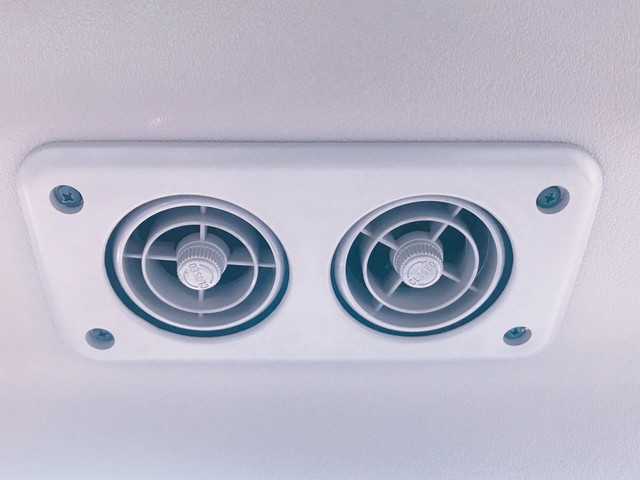 トヨタコースターマイクロバス[写真28]