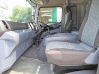 日野レンジャーアルミウイング中型（4t）[写真21]