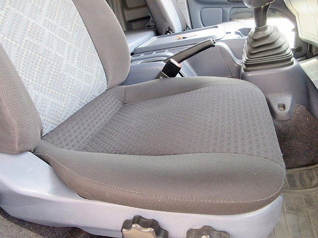 日野レンジャーアルミウイング中型（4t）[写真22]