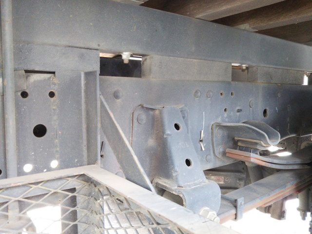 いすゞエルフクレーン3段小型（2t・3t）[写真18]