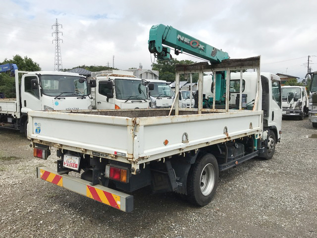 いすゞエルフクレーン3段小型（2t・3t）[写真02]