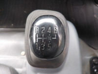 いすゞエルフクレーン3段小型（2t・3t）[写真37]