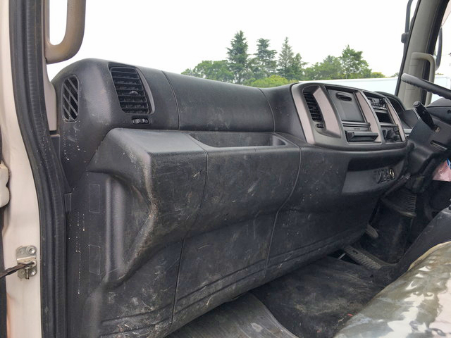 日野レンジャークレーン4段中型（4t）[写真32]