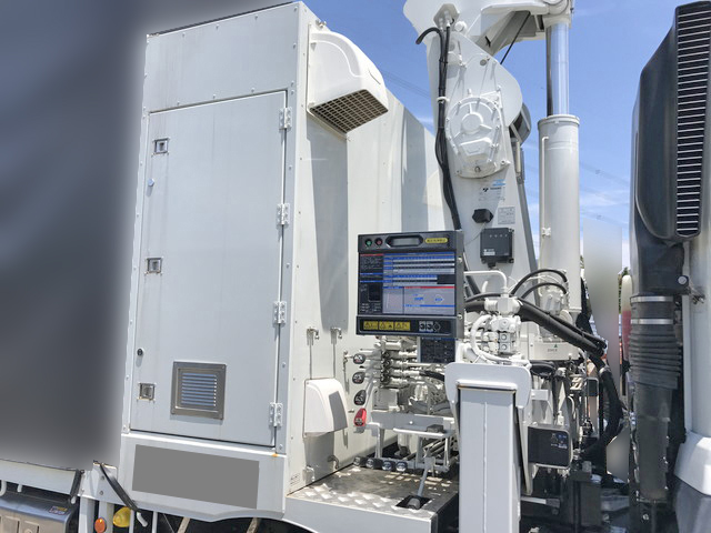 三菱ふそうスーパーグレートクレーン5段大型（10t）[写真13]