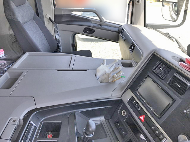 三菱ふそうスーパーグレートクレーン5段大型（10t）[写真32]