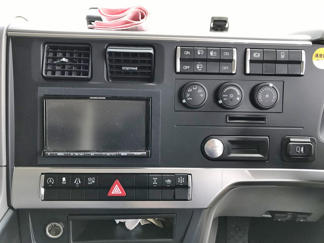 三菱ふそうスーパーグレートクレーン5段大型（10t）[写真37]