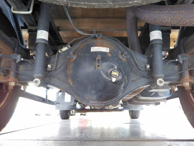 三菱ふそうキャンター平ボディ小型（2t・3t）[写真21]