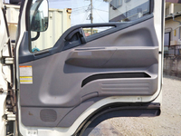 三菱ふそうキャンター平ボディ小型（2t・3t）[写真28]