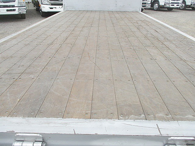 日野デュトロ幌ウイング小型（2t・3t）[写真12]