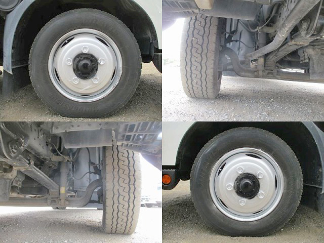 日野デュトロ幌ウイング小型（2t・3t）[写真21]