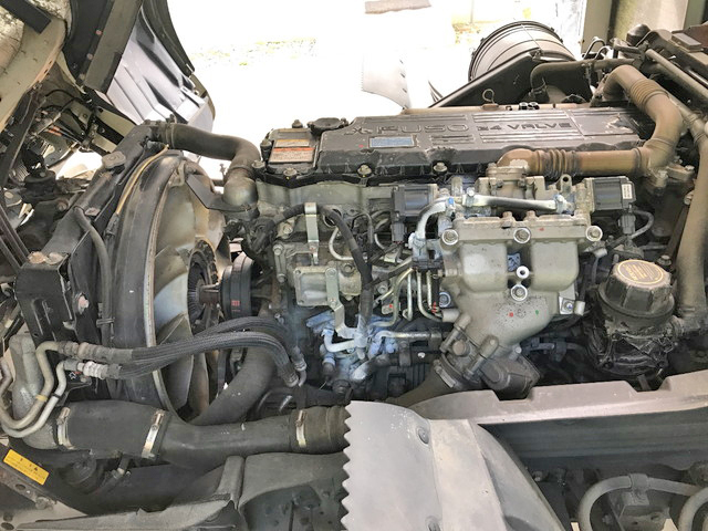 三菱ふそうファイターアルミブロック中型（4t）[写真24]