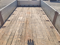 いすゞフォワードクレーン5段増トン（6t・8t）[写真10]