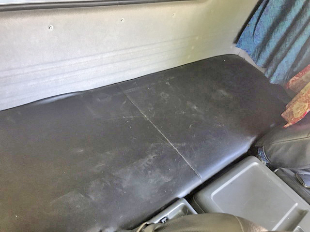 いすゞフォワードクレーン5段増トン（6t・8t）[写真31]