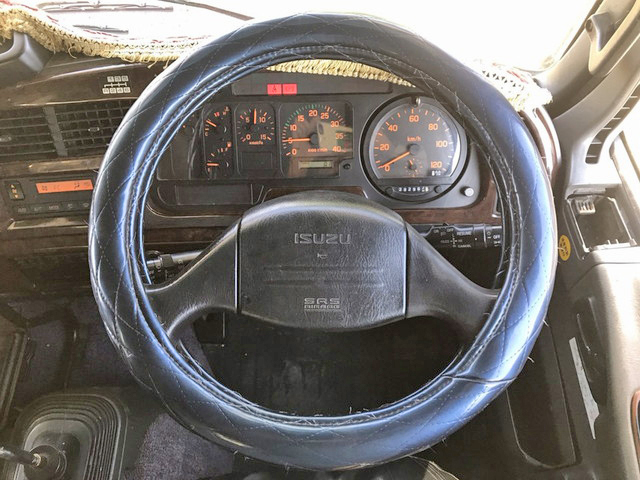 いすゞフォワードクレーン5段増トン（6t・8t）[写真33]