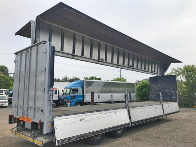 輸送機工業その他の車種ウイングトレーラー大型（10t）[写真18]