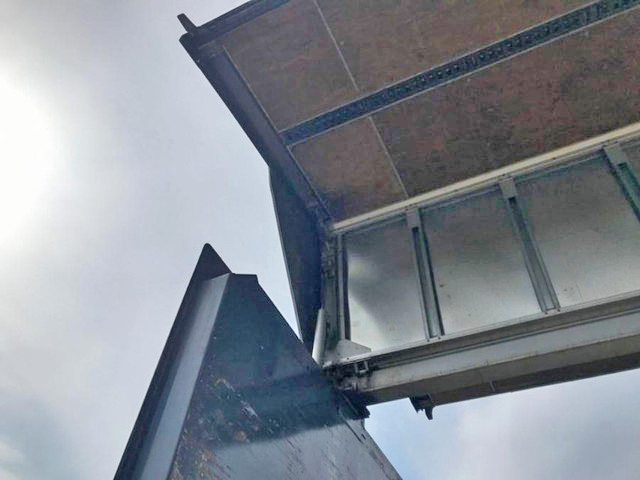 輸送機工業その他の車種ウイングトレーラー大型（10t）[写真22]