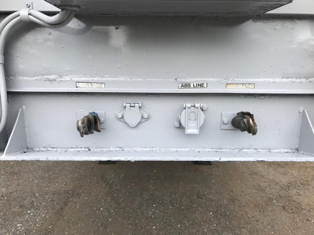 輸送機工業その他の車種ウイングトレーラー大型（10t）[写真26]