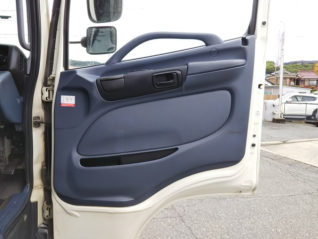 日野レンジャーユニック3段増トン（6t・8t）[写真30]
