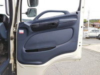 日野レンジャーユニック3段増トン（6t・8t）[写真30]