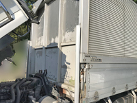 いすゞフォワードアルミウイング中型（4t）[写真16]